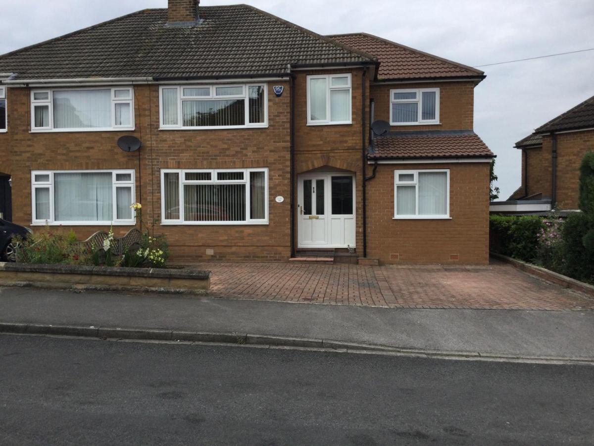 Large 4 Bedroom Home In Boston Spa Village In-Between York, Harrogate And Leeds, Sleeps 9 Esterno foto