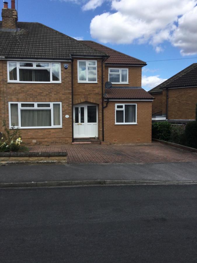 Large 4 Bedroom Home In Boston Spa Village In-Between York, Harrogate And Leeds, Sleeps 9 Esterno foto